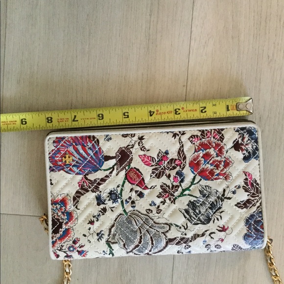 Tory Burch Handbags - Tory Burch cream floral wallet on chain great
